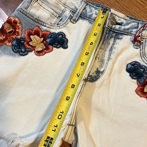 Free People x Driftwood Bleach Lulu Shorts NWT 28 - Picture 7 of 16